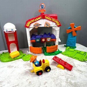 VTech Learn & Grow Farm Playset Talking Lighted Sounds 2021 Barn Silo Tractor